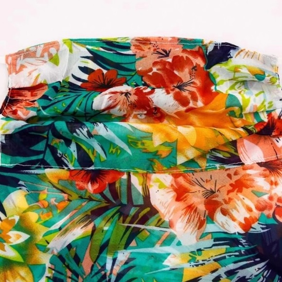 Floral Pattern FaceMask & Scarf - Picture 4 of 4